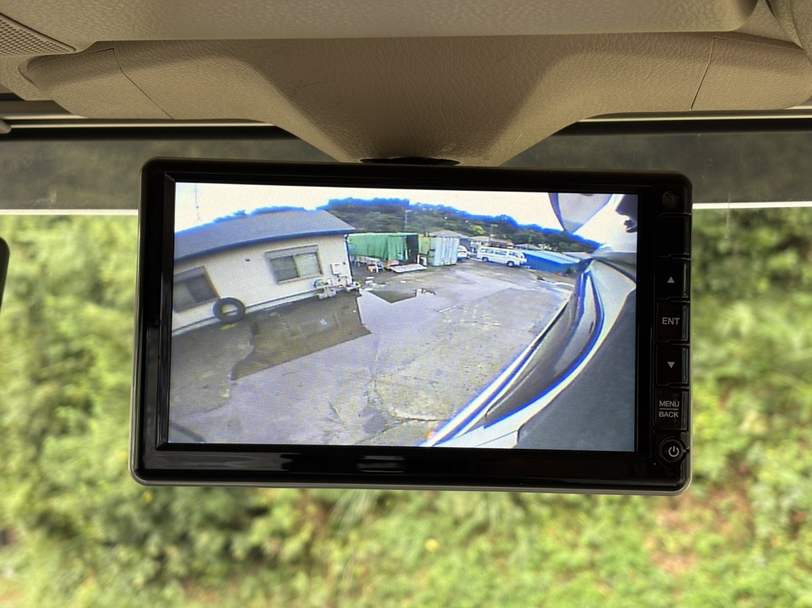 R1年式7速MTトラクタハイグレード車検R8.9まで|中古トラックの販売・買取・査定のアイナビ