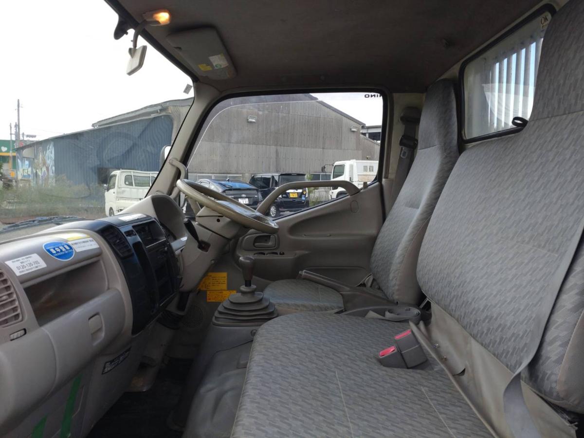 日野自動車 デュトロ　3tダンプ　積載量3000kg　全低床　三方開|中古トラックの販売・買取・査定のアイナビ