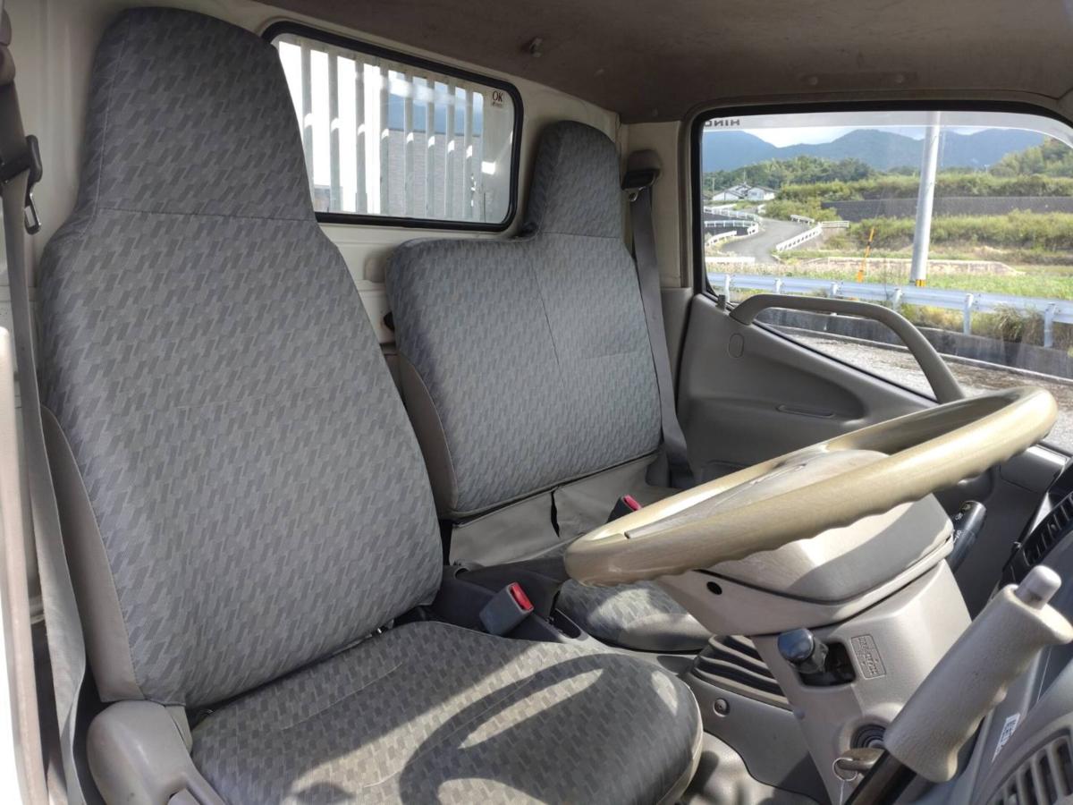 日野自動車 デュトロ　3tダンプ　積載量3000kg　全低床　三方開|中古トラックの販売・買取・査定のアイナビ
