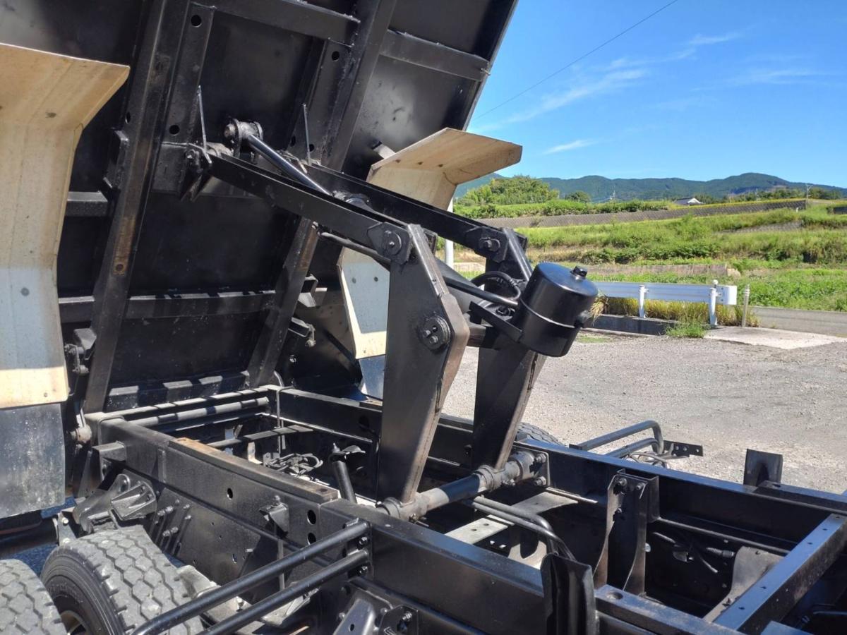 日野自動車レンジャー4トンダンプ 積載量3700kg 極東開発製|中古トラックの販売・買取・査定のアイナビ