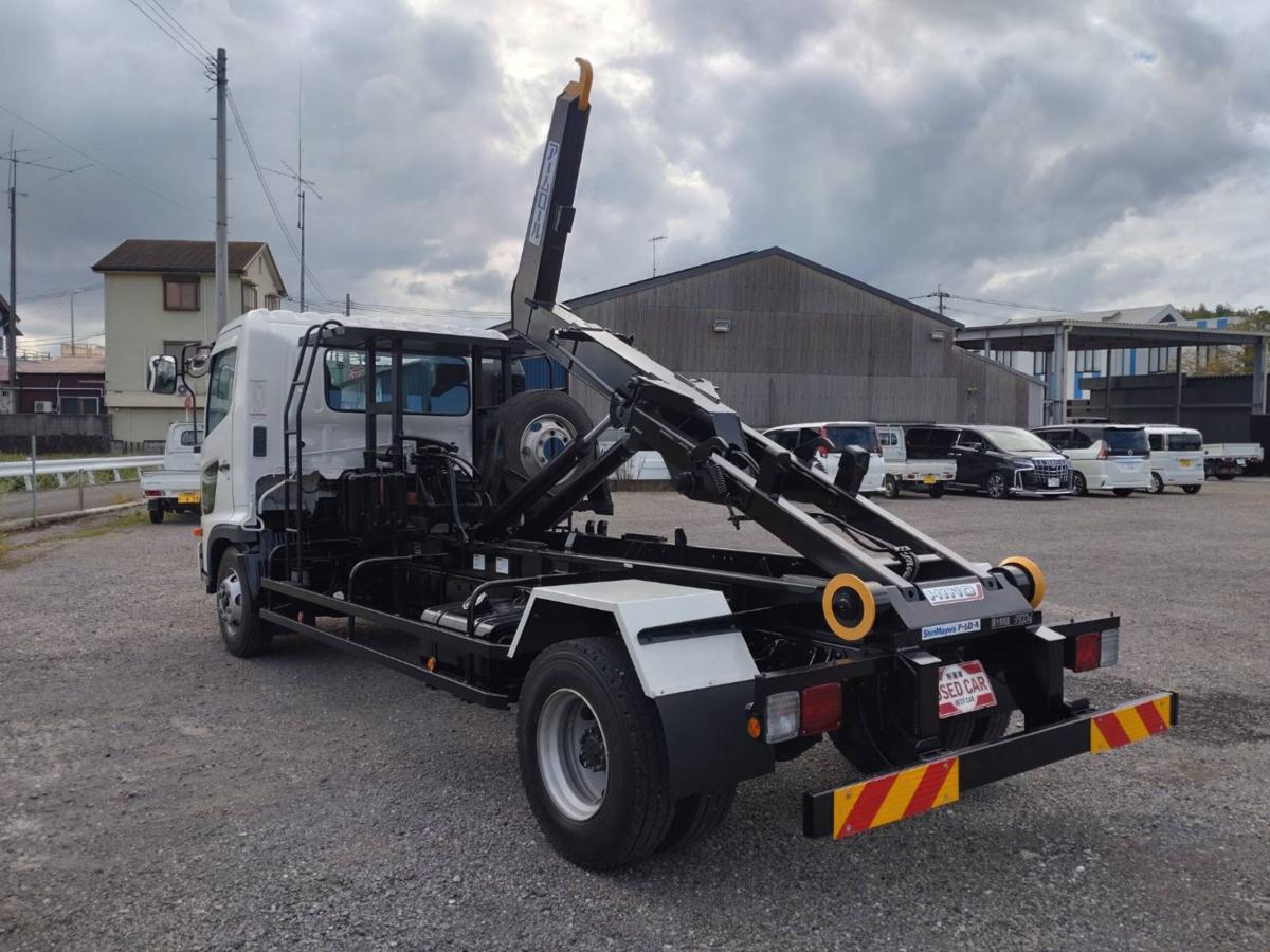 日野自動車レンジャーアームロール Wシリンダ|中古トラックの販売・買取・査定のアイナビ