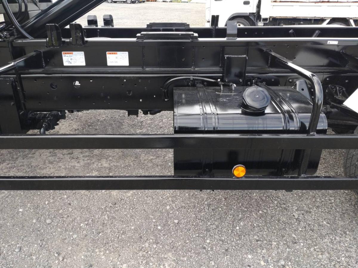 日野自動車レンジャーアームロール Wシリンダ|中古トラックの販売・買取・査定のアイナビ