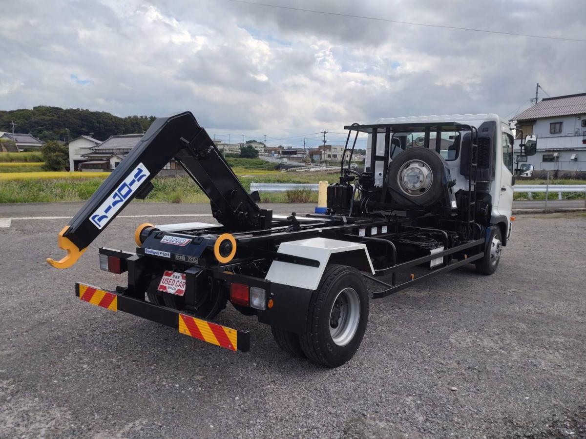 日野自動車レンジャーアームロール Wシリンダ|中古トラックの販売・買取・査定のアイナビ