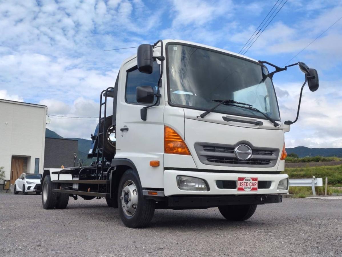 日野自動車レンジャーアームロール Wシリンダ|中古トラックの販売・買取・査定のアイナビ