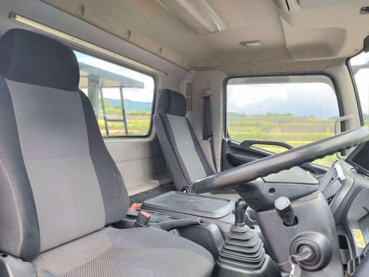 日野自動車レンジャーアームロール Wシリンダ|中古トラックの販売・買取・査定のアイナビ