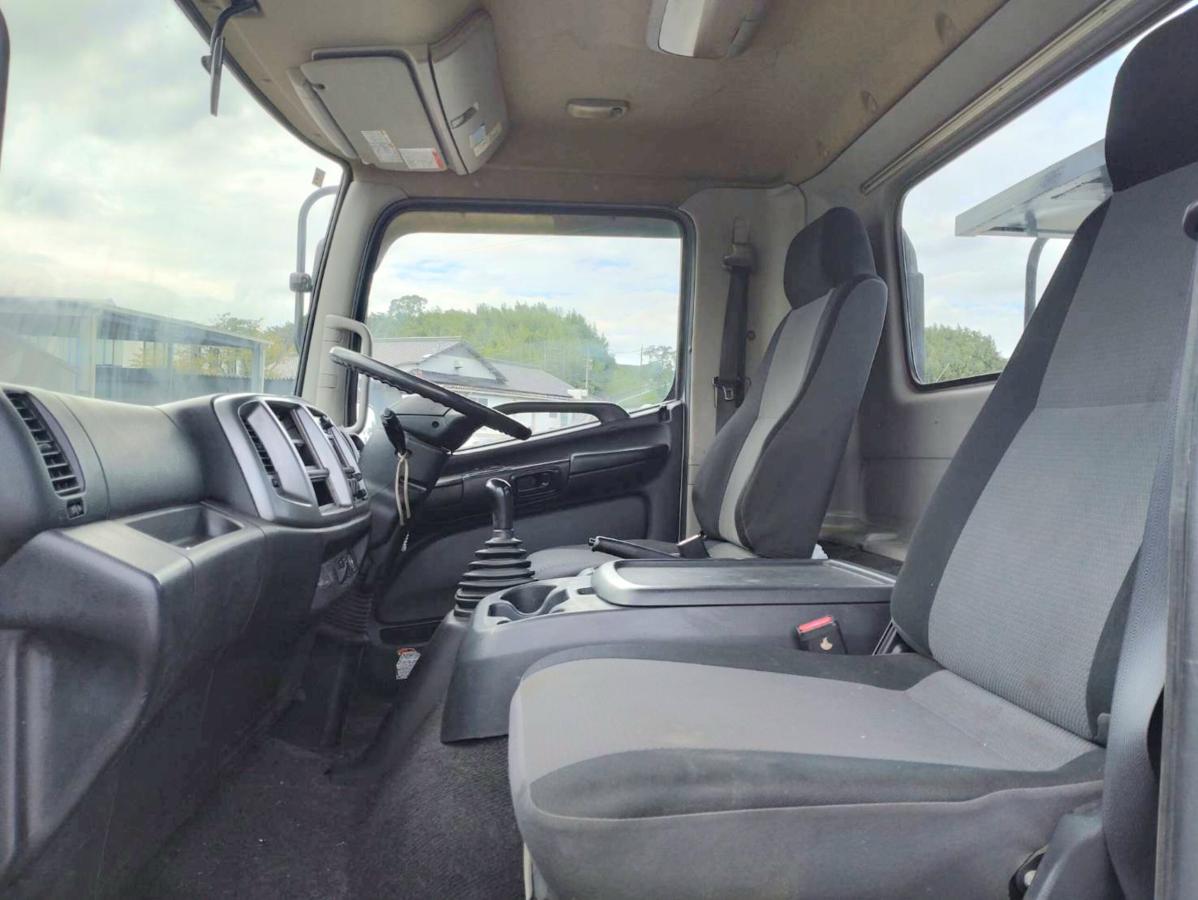 日野自動車レンジャーアームロール Wシリンダ|中古トラックの販売・買取・査定のアイナビ