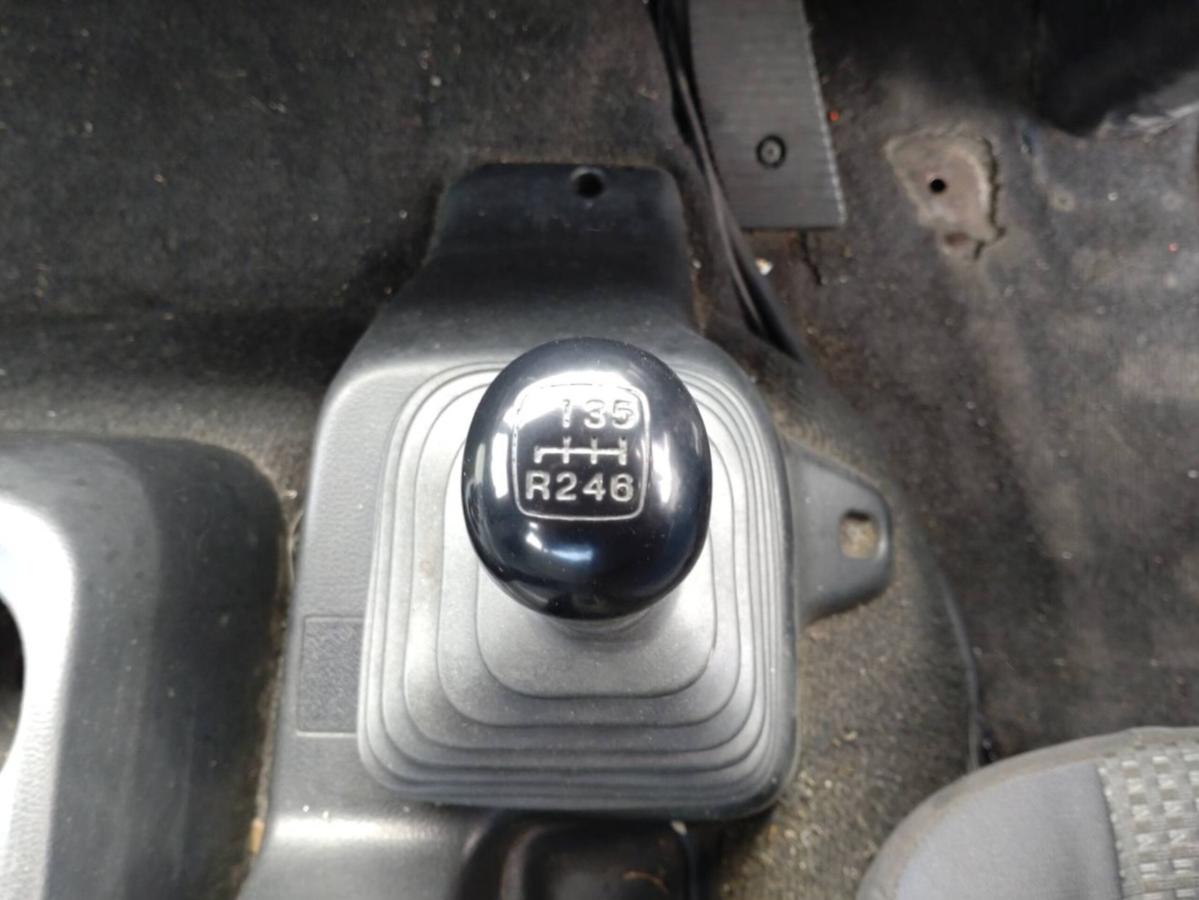 日野自動車レンジャーアームロール Wシリンダ|中古トラックの販売・買取・査定のアイナビ