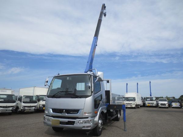 三菱ファイター4段ラジコンクレーン付|中古トラックの販売・買取・査定のアイナビ