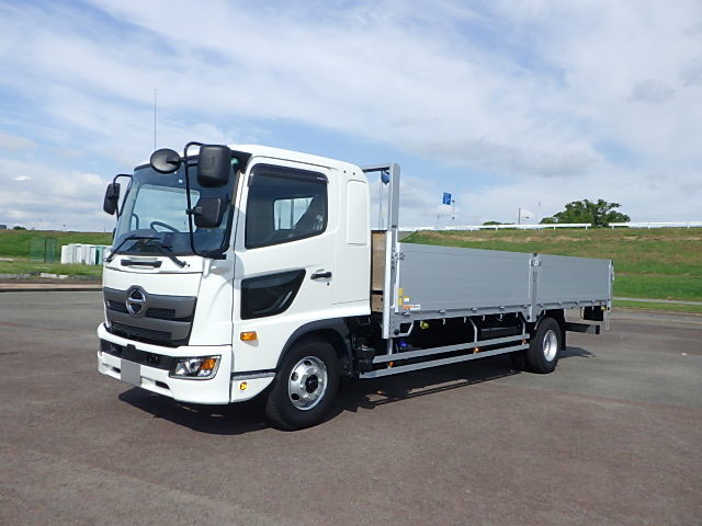 日野 令和7年式 5方開 アルミ平ボディ 車検付き|中古トラックの販売・買取・査定のアイナビ