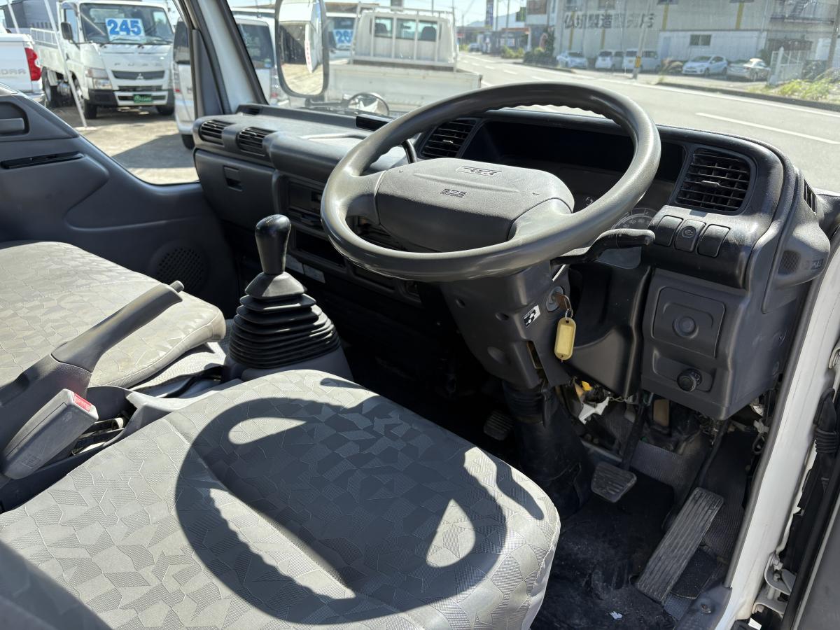 H17タイタン Wキャブ 4WD|中古トラックの販売・買取・査定のアイナビ