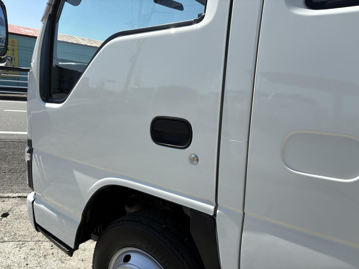 H17タイタン Wキャブ 4WD|中古トラックの販売・買取・査定のアイナビ