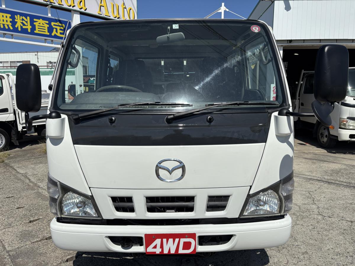 H17タイタン Wキャブ 4WD|中古トラックの販売・買取・査定のアイナビ