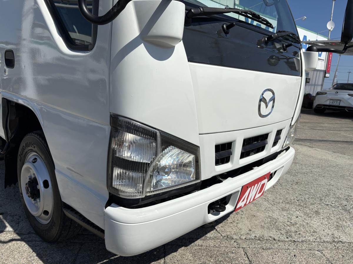 H17タイタン Wキャブ 4WD|中古トラックの販売・買取・査定のアイナビ