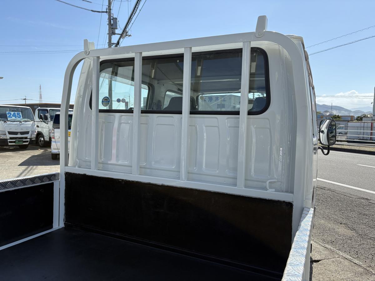 H17タイタン Wキャブ 4WD|中古トラックの販売・買取・査定のアイナビ