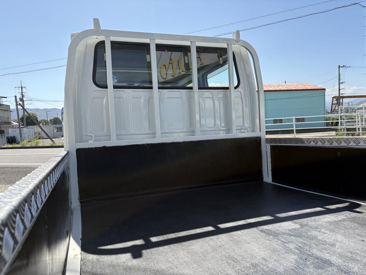 H17タイタン Wキャブ 4WD|中古トラックの販売・買取・査定のアイナビ