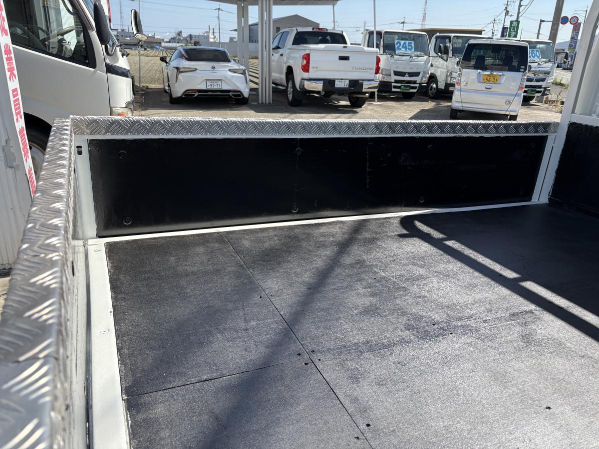 H17タイタン Wキャブ 4WD|中古トラックの販売・買取・査定のアイナビ