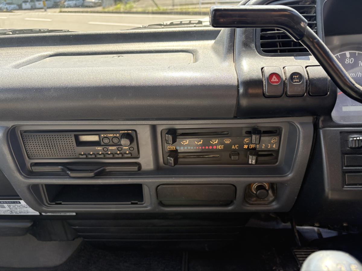 H17タイタン Wキャブ 4WD|中古トラックの販売・買取・査定のアイナビ