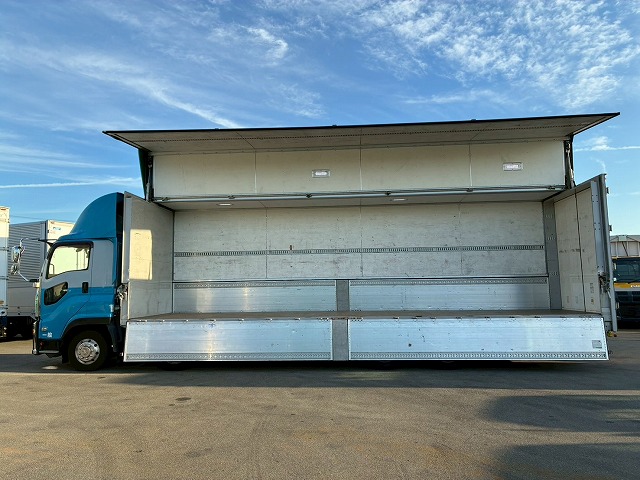 8×4後輪エアサス日本フルハーフアルミホイールスムーサーG|中古トラックの販売・買取・査定のアイナビ