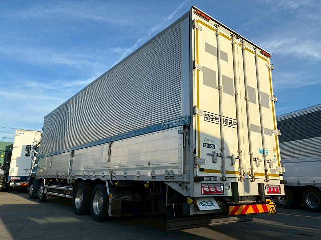 8×4後輪エアサス日本フルハーフアルミホイールスムーサーG|中古トラックの販売・買取・査定のアイナビ