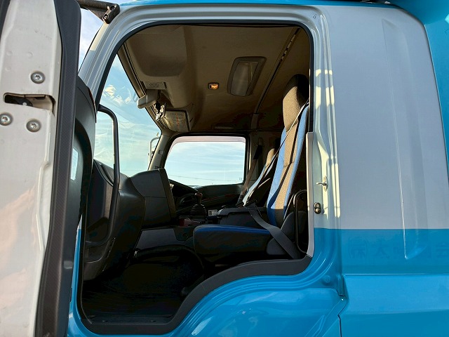 8×4後輪エアサス日本フルハーフアルミホイールスムーサーG|中古トラックの販売・買取・査定のアイナビ