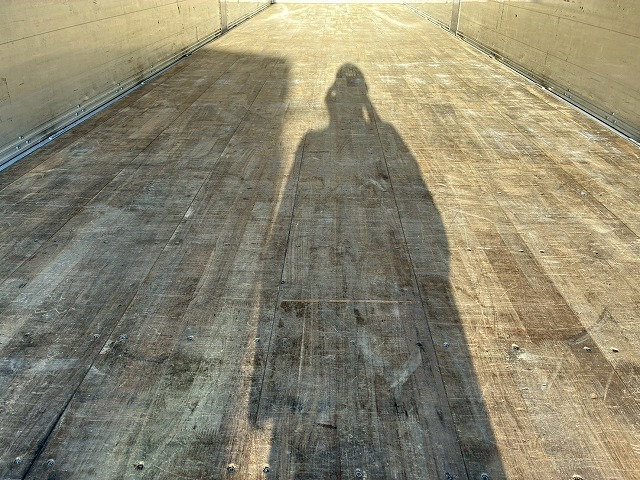 8×4後輪エアサス日本フルハーフアルミホイールスムーサーG|中古トラックの販売・買取・査定のアイナビ