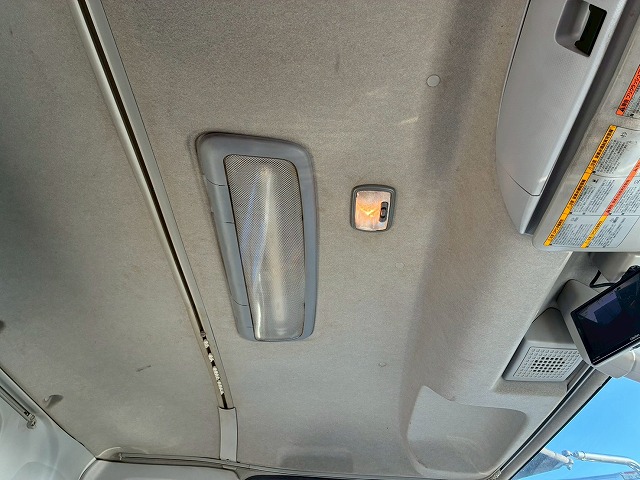 8×4後輪エアサス日本フルハーフアルミホイールスムーサーG|中古トラックの販売・買取・査定のアイナビ