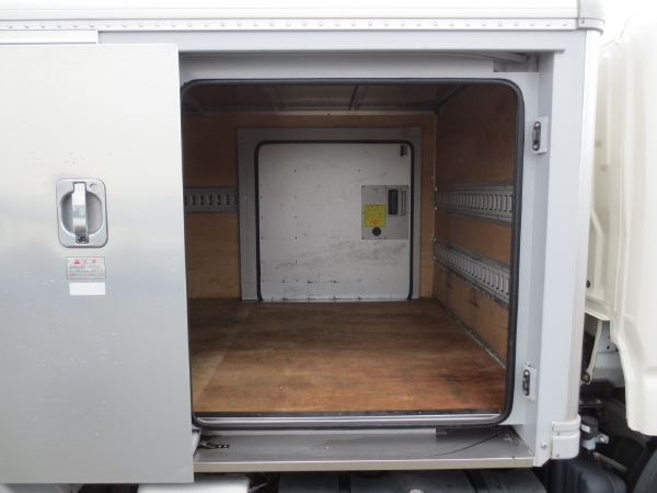 日野デュトロドライバンゲート付|中古トラックの販売・買取・査定のアイナビ