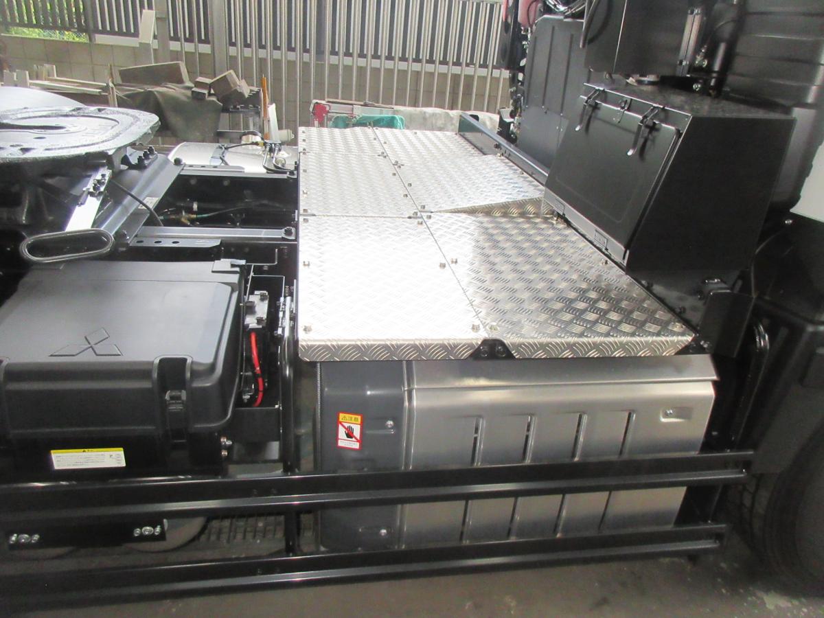 未使用ハイルーフトラクタ11.5トン|中古トラックの販売・買取・査定のアイナビ