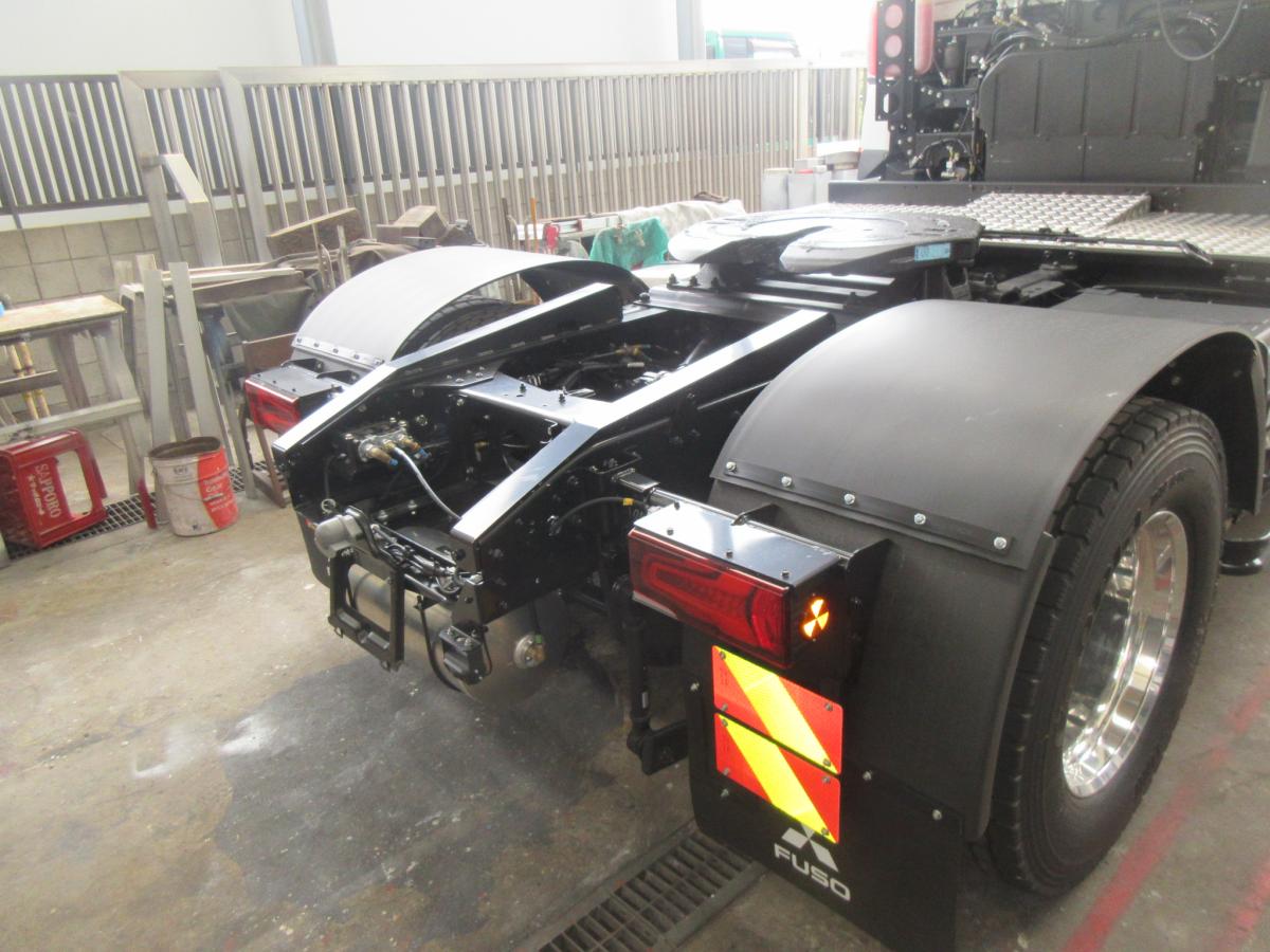 未使用ハイルーフトラクタ11.5トン|中古トラックの販売・買取・査定のアイナビ