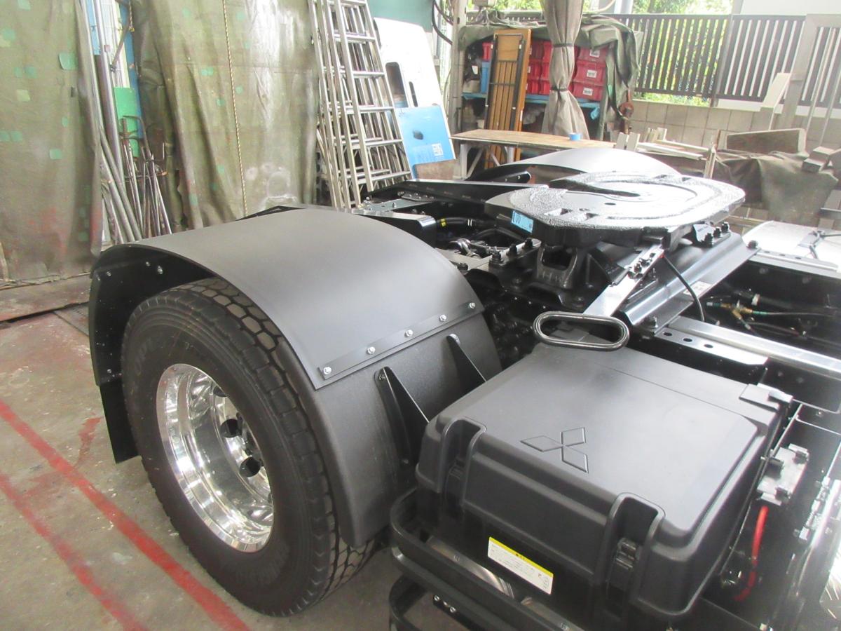 未使用ハイルーフトラクタ11.5トン|中古トラックの販売・買取・査定のアイナビ