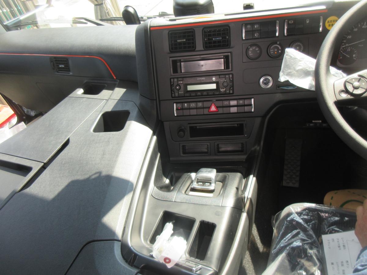 未使用ハイルーフトラクタ11.5トン|中古トラックの販売・買取・査定のアイナビ