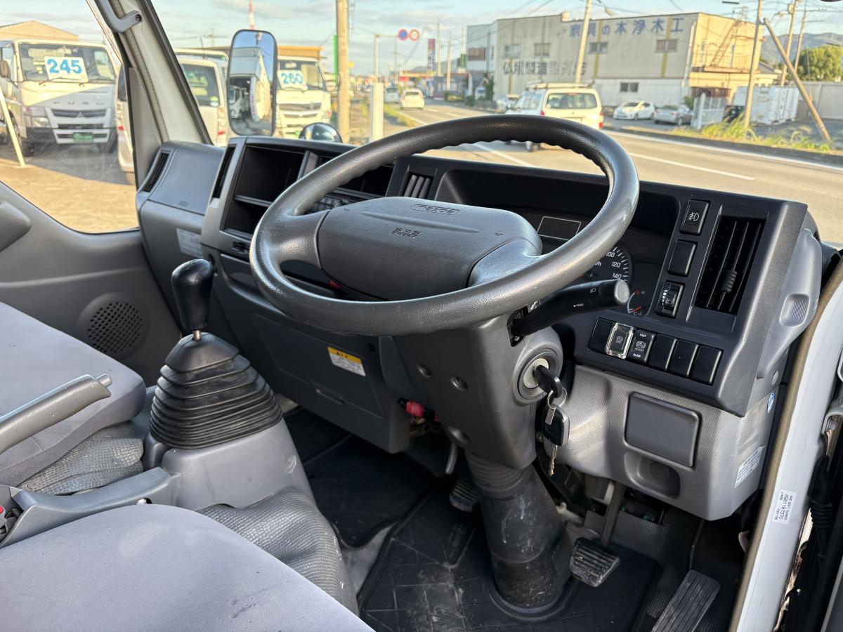 H22タイタン Wキャブ 1.25t|中古トラックの販売・買取・査定のアイナビ