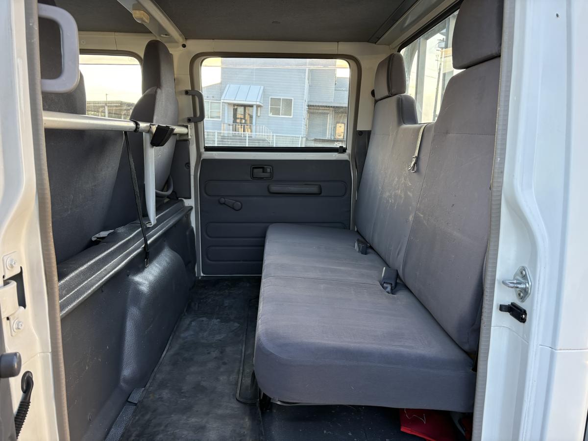 H22タイタン Wキャブ 1.25t|中古トラックの販売・買取・査定のアイナビ