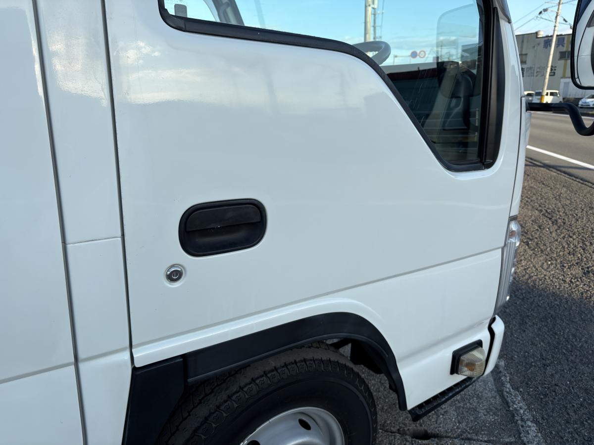 H22タイタン Wキャブ 1.25t|中古トラックの販売・買取・査定のアイナビ