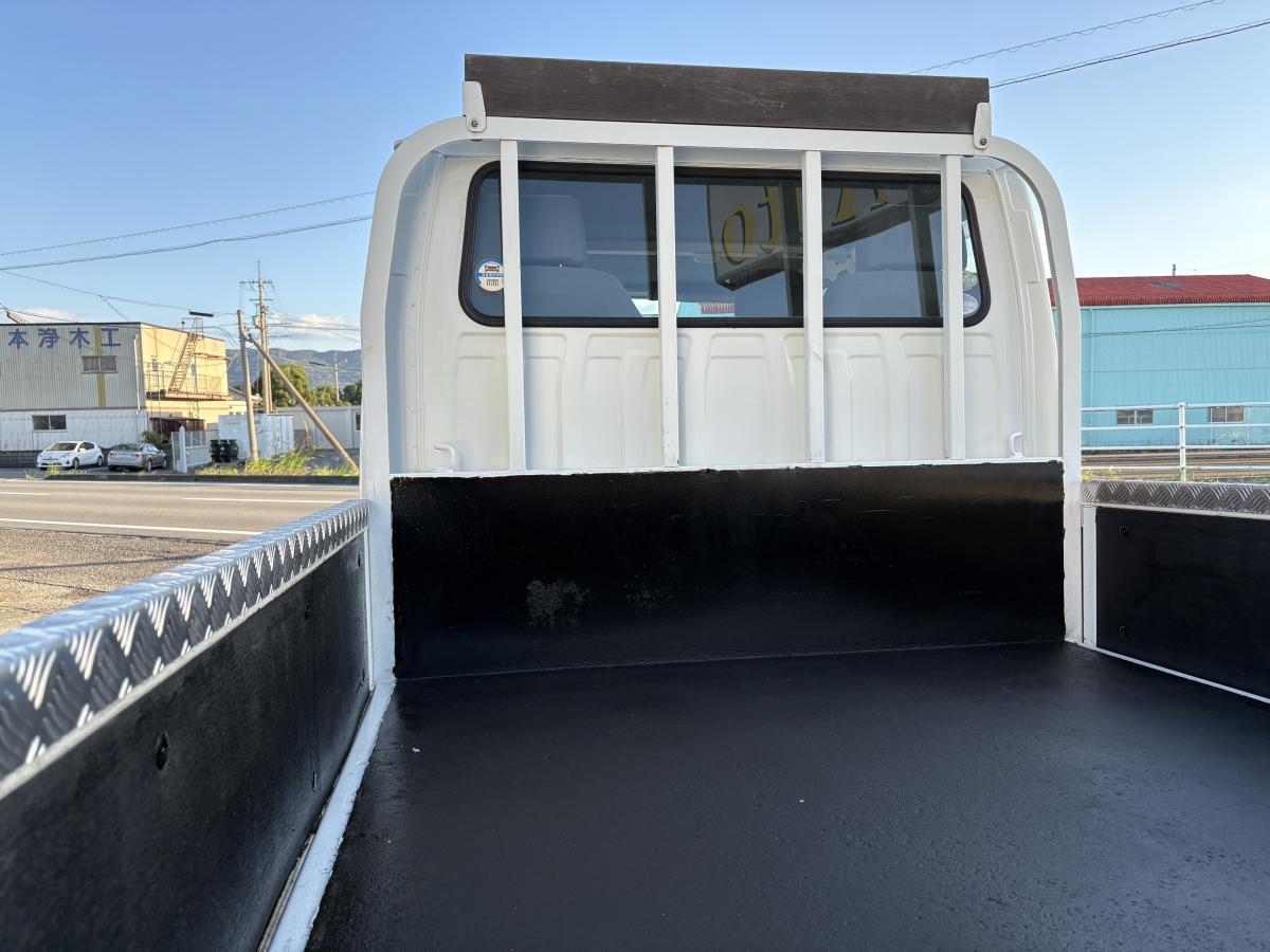 H22タイタン Wキャブ 1.25t|中古トラックの販売・買取・査定のアイナビ