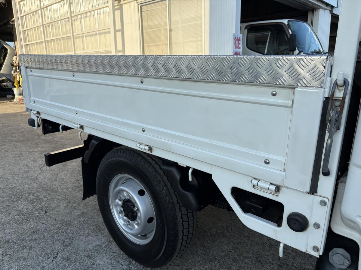 H22タイタン Wキャブ 1.25t|中古トラックの販売・買取・査定のアイナビ