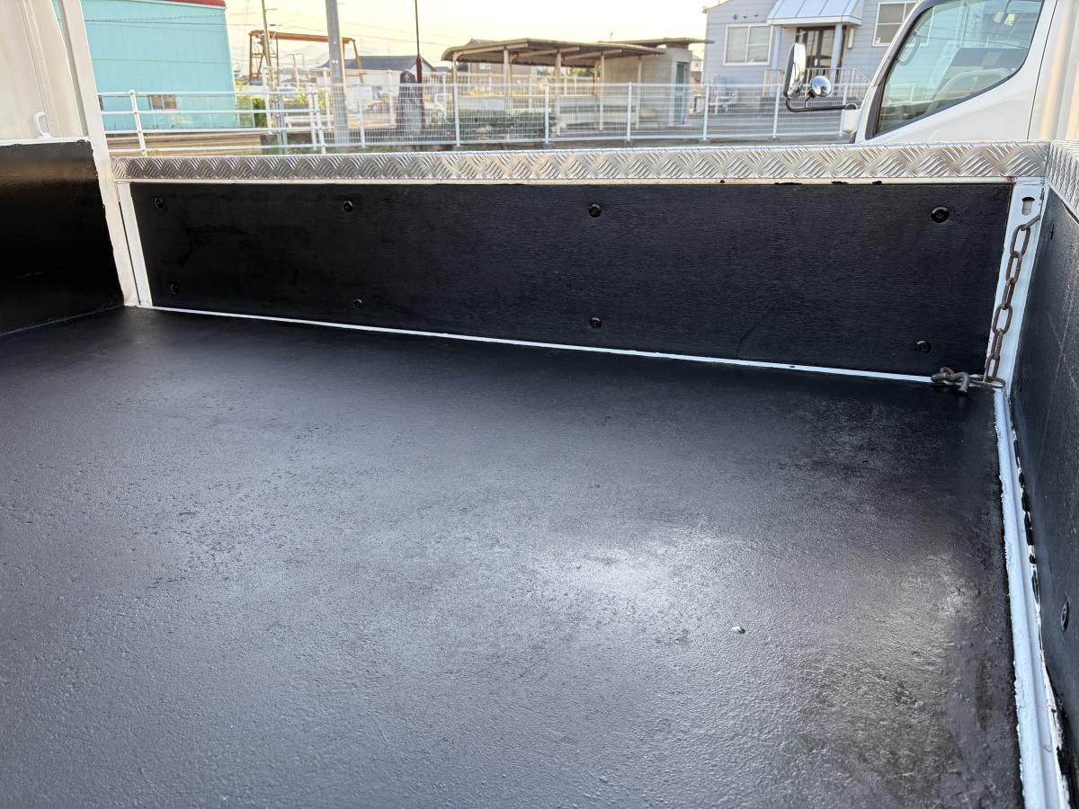 H22タイタン Wキャブ 1.25t|中古トラックの販売・買取・査定のアイナビ