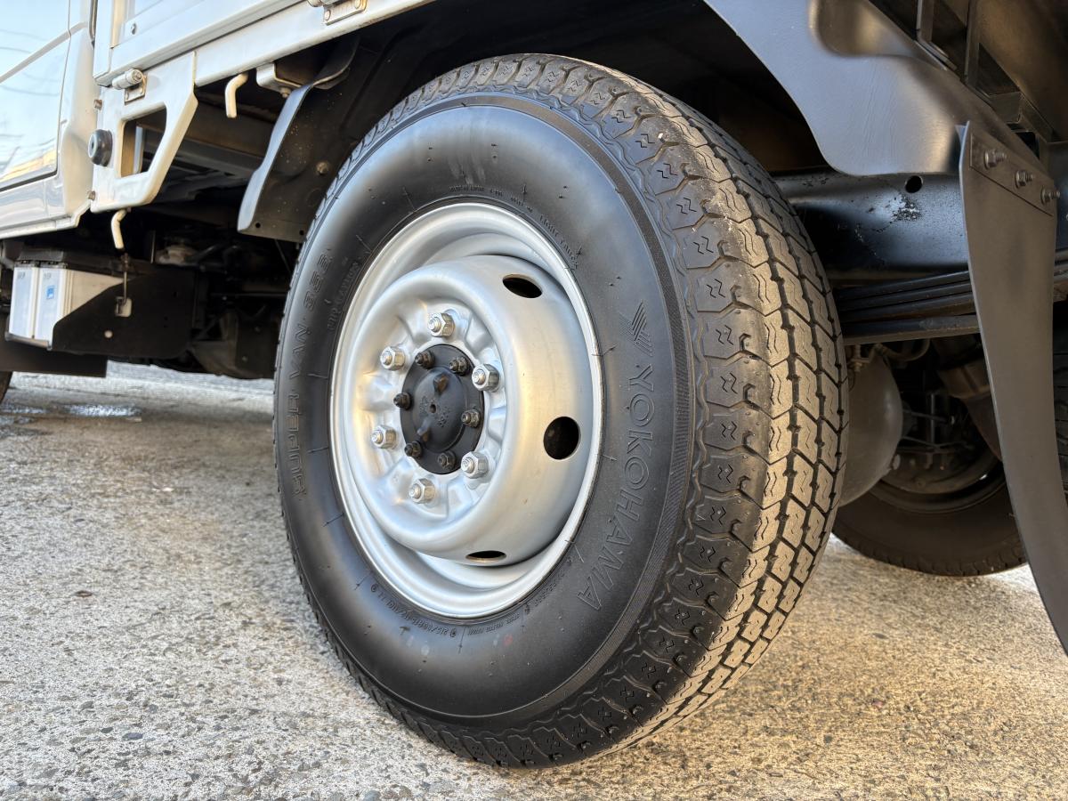 H22タイタン Wキャブ 1.25t|中古トラックの販売・買取・査定のアイナビ