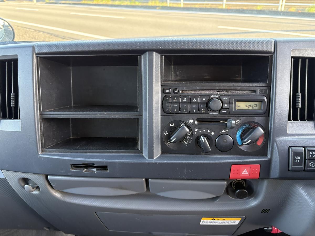 H22タイタン Wキャブ 1.25t|中古トラックの販売・買取・査定のアイナビ