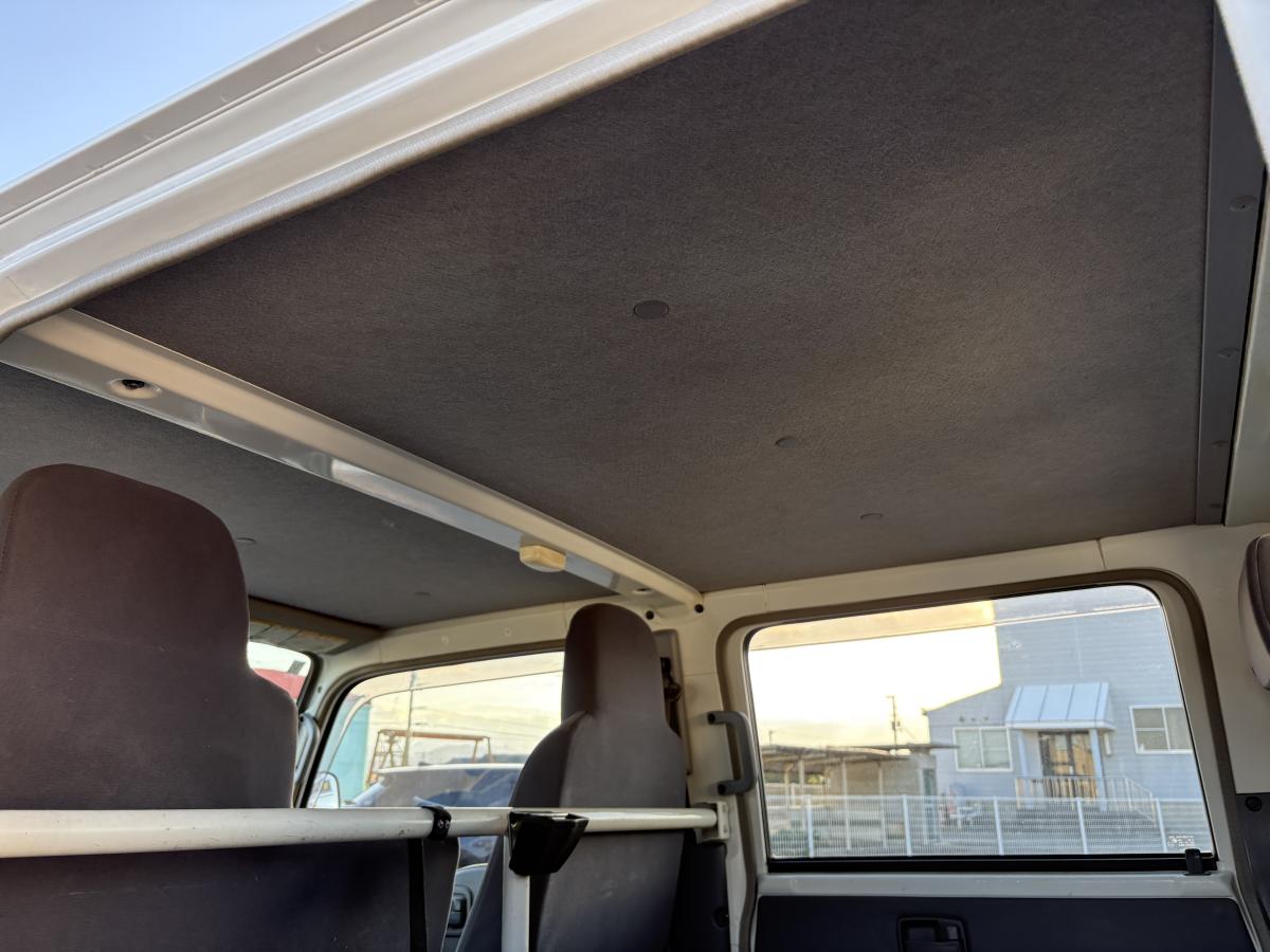 H22タイタン Wキャブ 1.25t|中古トラックの販売・買取・査定のアイナビ