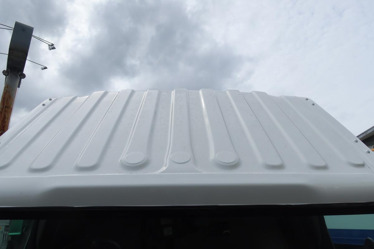 ワイド幅 プレス式パッカー車 新明和製6.0立米 積載2700kg|中古トラックの販売・買取・査定のアイナビ