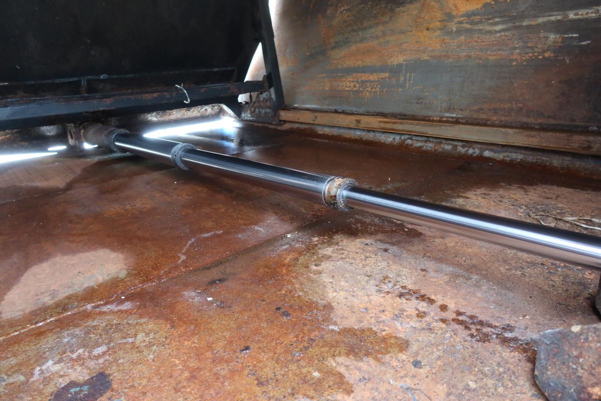 ワイド幅 プレス式パッカー車 新明和製6.0立米 積載2700kg|中古トラックの販売・買取・査定のアイナビ