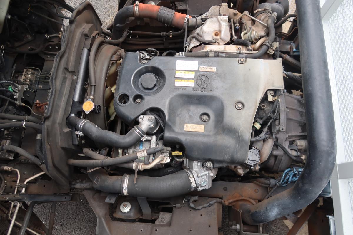 ワイド幅 プレス式パッカー車 新明和製6.0立米 積載2700kg|中古トラックの販売・買取・査定のアイナビ