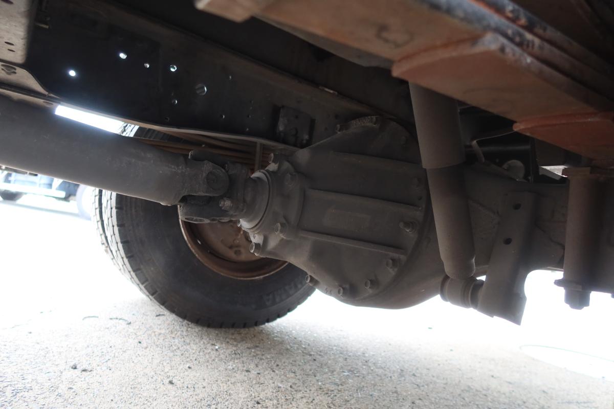 ワイド幅 プレス式パッカー車 新明和製6.0立米 積載2700kg|中古トラックの販売・買取・査定のアイナビ