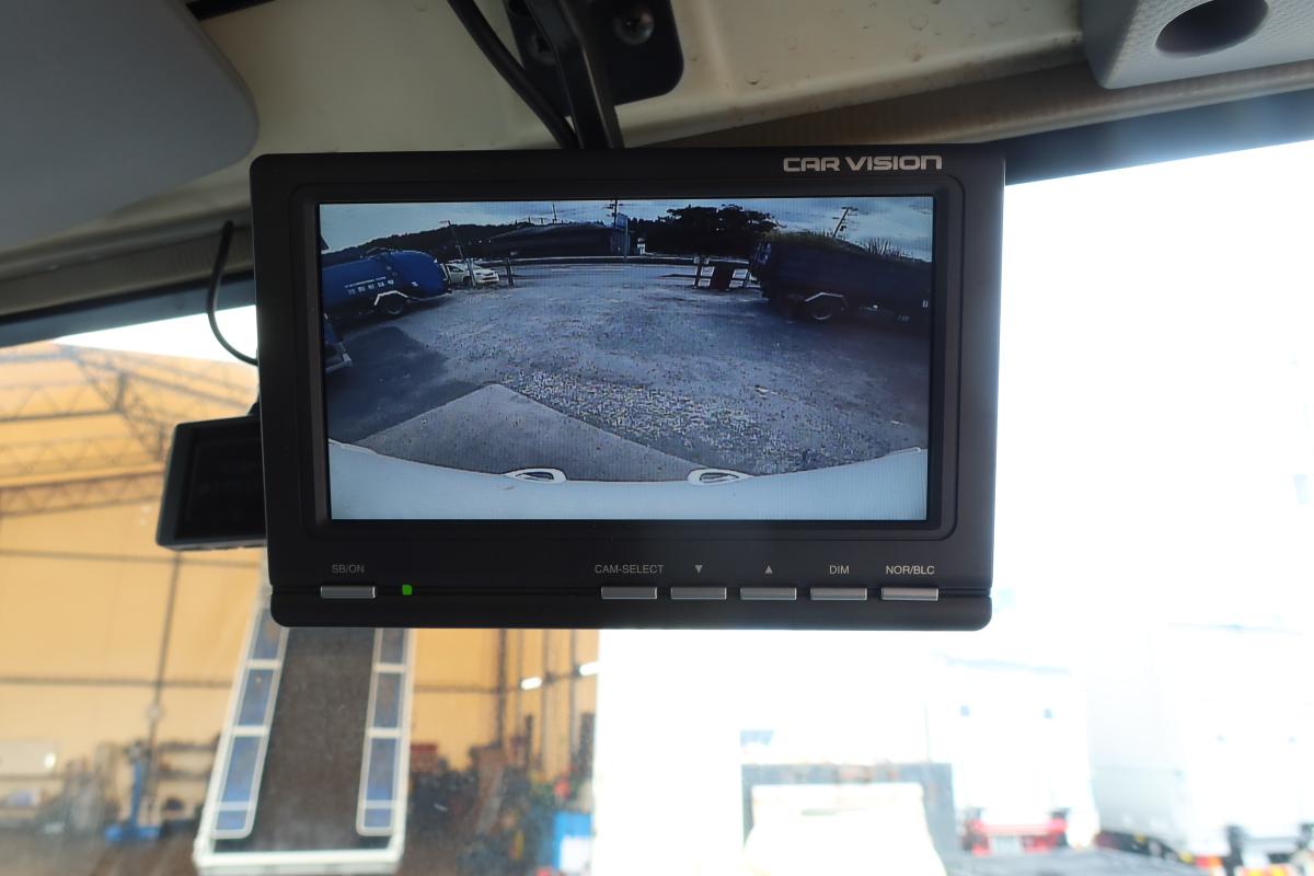 ワイド幅 プレス式パッカー車 新明和製6.0立米 積載2700kg|中古トラックの販売・買取・査定のアイナビ