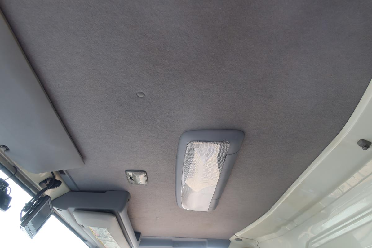 ワイド幅 プレス式パッカー車 新明和製6.0立米 積載2700kg|中古トラックの販売・買取・査定のアイナビ