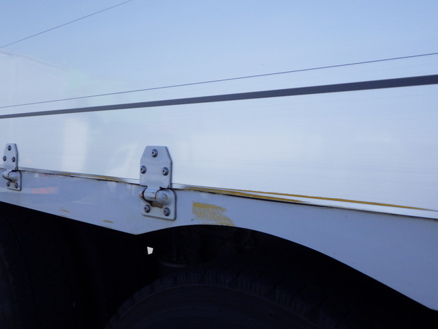 日産UDQPG-CD5ZAアルミウィング10t超スタンション|中古トラックの販売・買取・査定のアイナビ