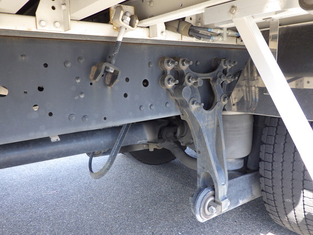 日産UDQPG-CD5ZAアルミウィング10t超スタンション|中古トラックの販売・買取・査定のアイナビ