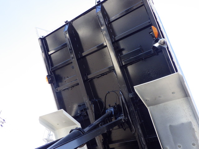 日野2DG-FS1AGE土砂ダンプ10t2デフ|中古トラックの販売・買取・査定のアイナビ