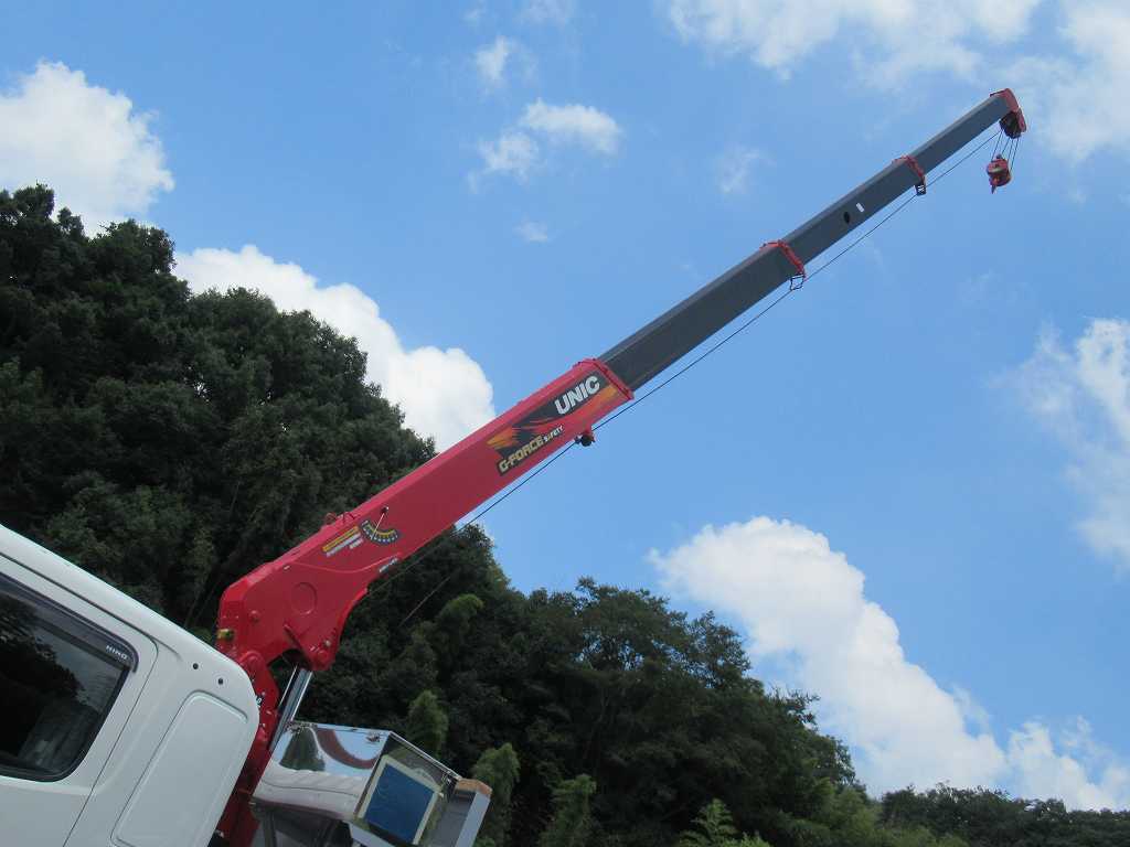 4軸低床 クレーン付 ユニック 4段 380PS 7速|中古トラックの販売・買取・査定のアイナビ